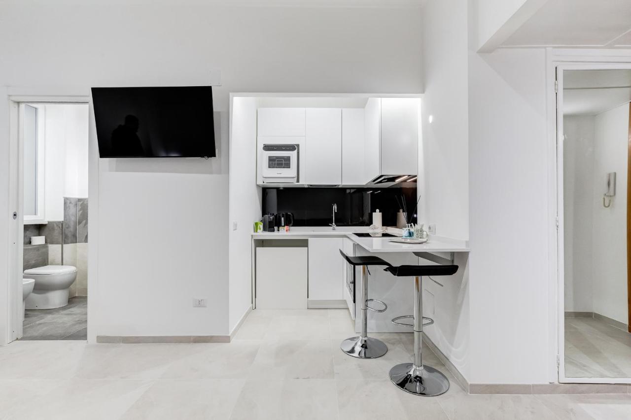 96 Degli Ubaldi Charming Suite Rom Eksteriør billede